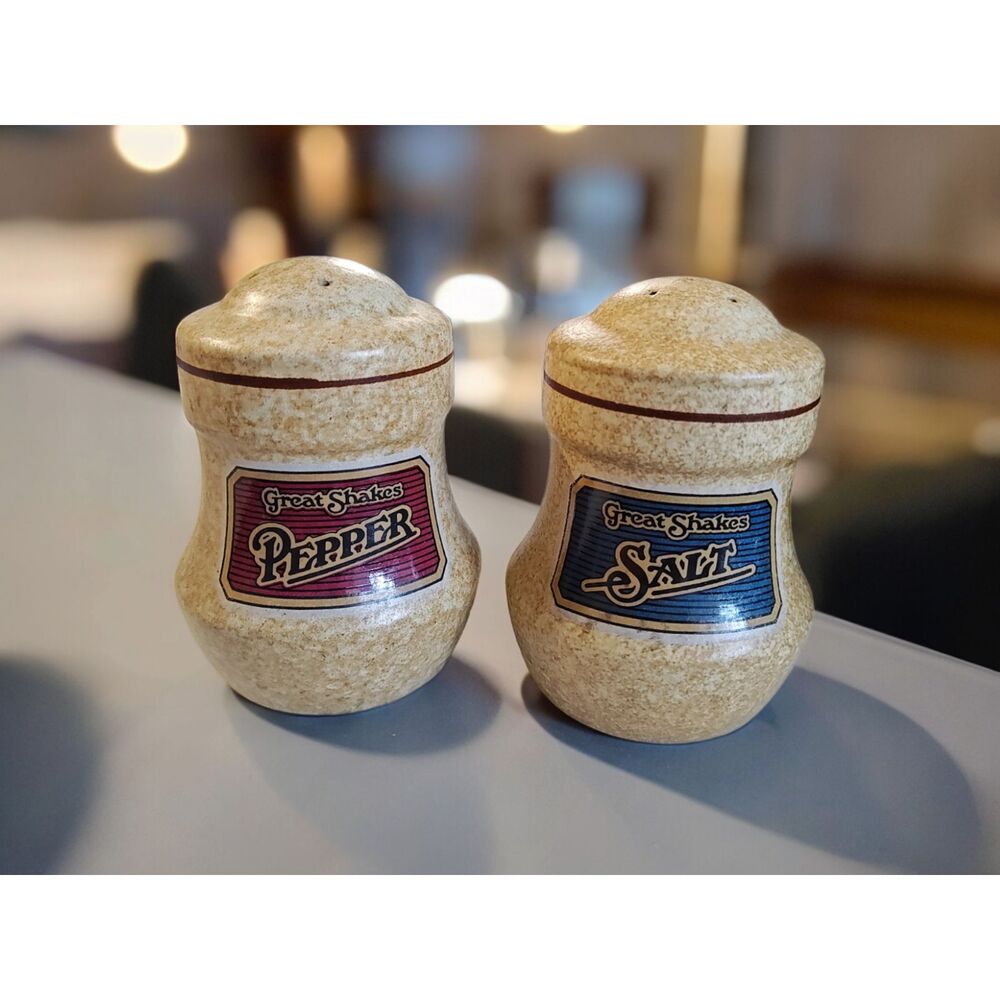 Treasure Craft Great Shakers Salt & Pepper Vintage Large